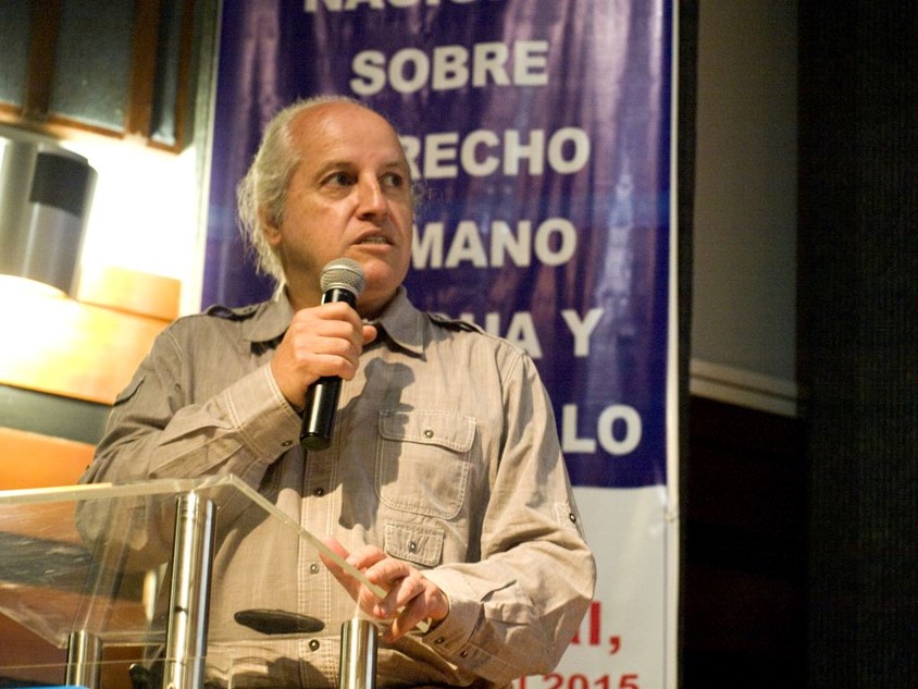 Dr. Javier Mujica -EQUIDAD